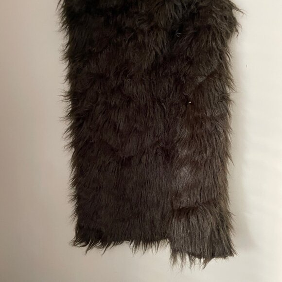 Bigfoot / Sasquatch Furry Costume - Picture 10 of 16